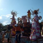 'Move it, Shake it, Celebrate it' street parade