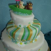 Lisa Brown's Owl and Pussycat wedding cake