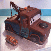 Sarah from sarahbakes' Tow Mater cake