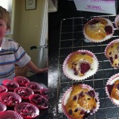 Chelsea Mamma's raspberry and lemon muffins http://mumto5-chelseamamma.blogspot.com/2012/02/raspberry-and-lemon-muffins.html