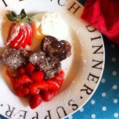Helen from Icklebabe's caramel banana French toast: http://www.icklebabe.com/blog/index.php/2012/02/chocolate-caramel-banana-bread-french-toast-with-strawberry-compote/