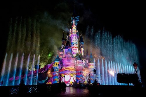 Sleeping beauty's castle in the Disney Dreams! show