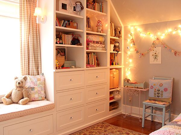 Image from Posie Gets Cozy via Pinterest http://pinterest.com/pin/248331366925500161/