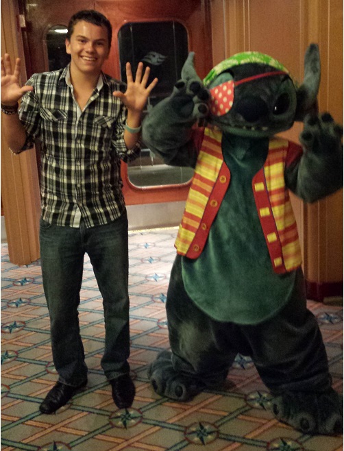 'Jazz hands!' Charlie meets Stitch