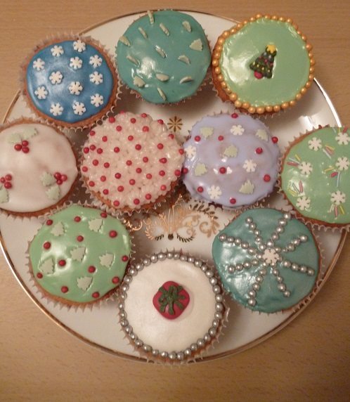 Adele Knight Christmas cupcakes
