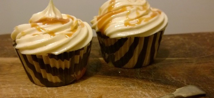 Autumn caramel and apple cupcakes