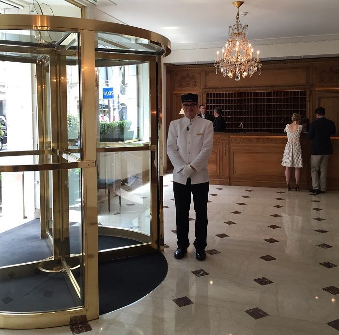 A warm welcome at Le Bristol, Paris