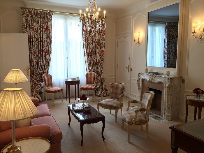 Le Bristol suite lounge area