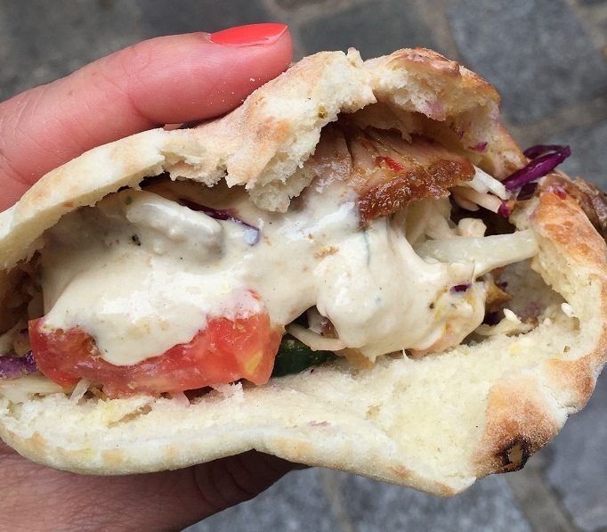 ''One falafel with absolutely everything, please''