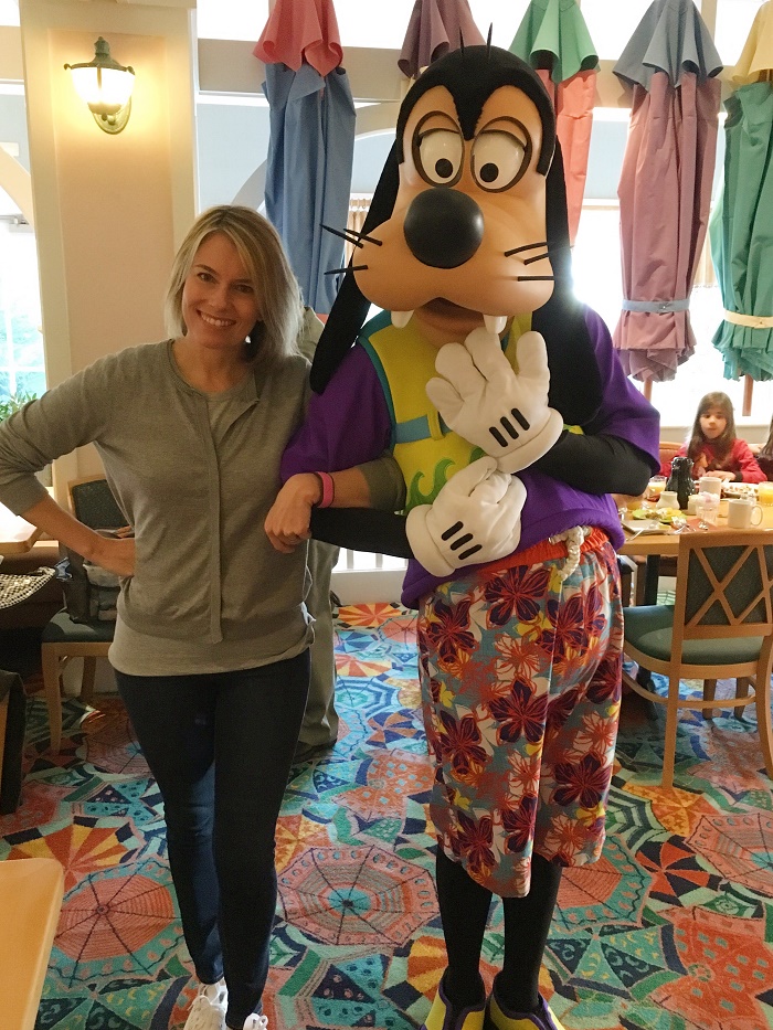 With Goofy at breakfast