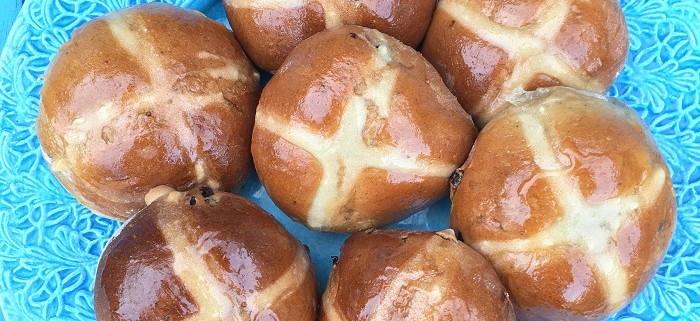 Spiced cherry hot cross buns
