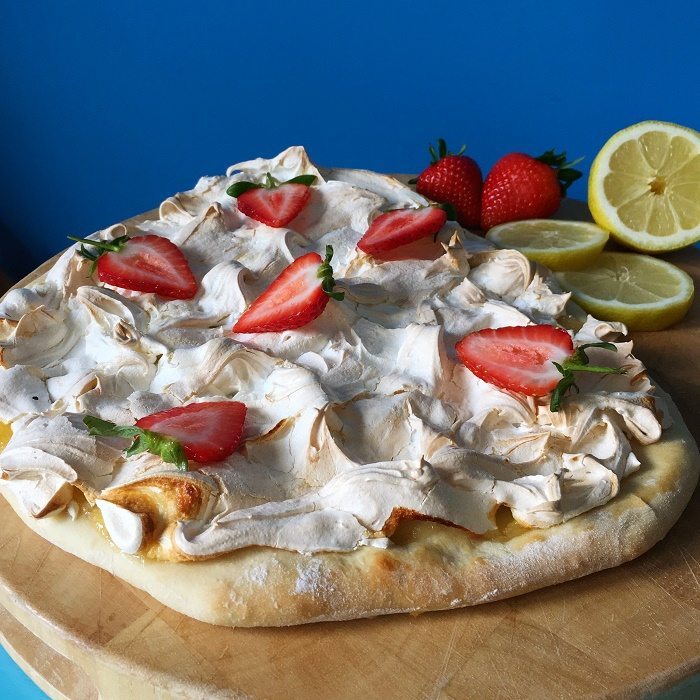 Lemon meringue pizza