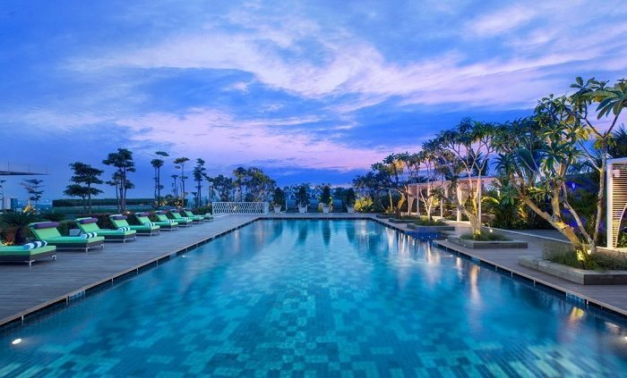 Novotel Tangerang pool