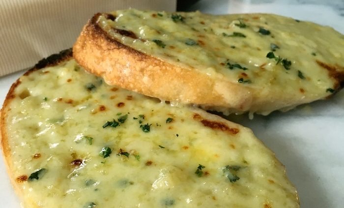 Creamy, bubbly cheesy Welsh rarebit