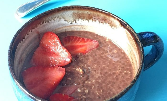 Overnight chocolate chia oats