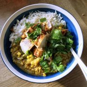 Vegetable curry with runner beans and sweetcorn