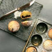 Clementine and cinnamon cakey mince pies