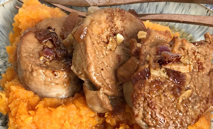 Honey and mustard glazed pork medallions
