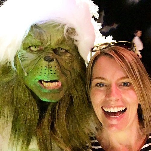 Get a selfie with the mean green one