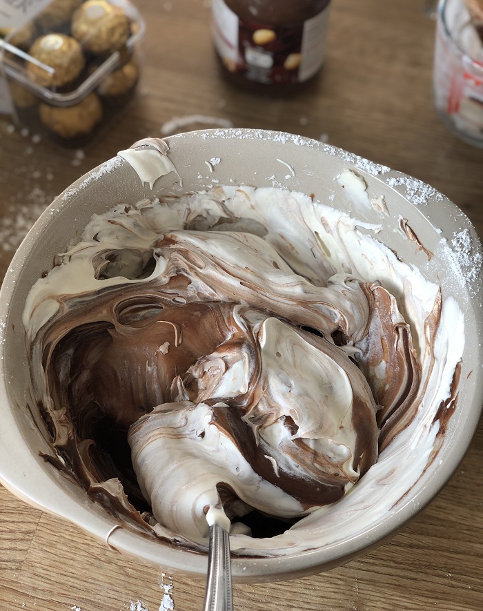 The cheesecake mixture