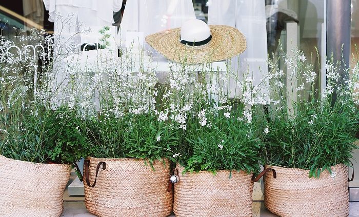 Linen dresses for hot days