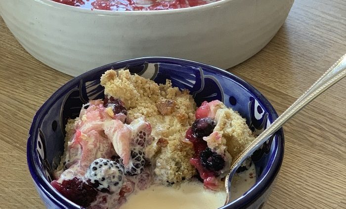 The best blackberry and apple crumble recipe