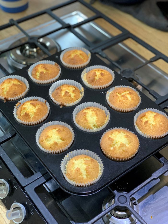 Et voila - pastry jammy cakey things