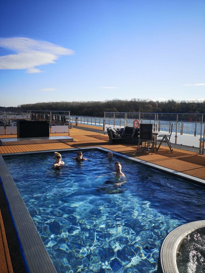 Taking the plunge on board AmaMagna