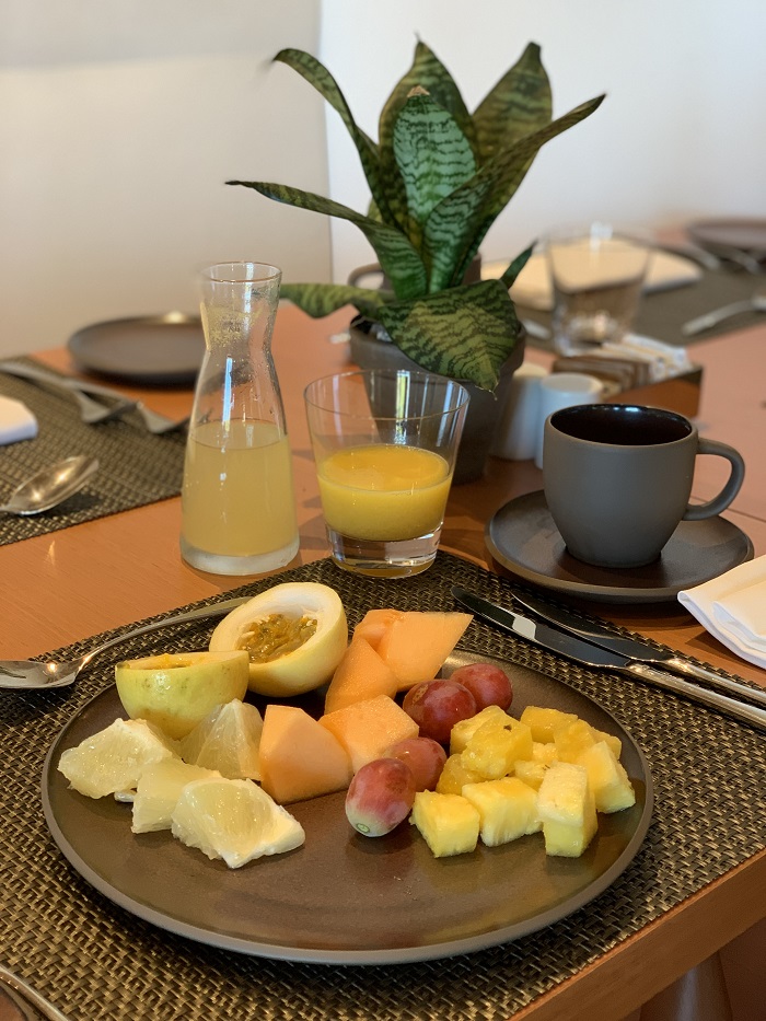 Breakfast at Cabrits Market 2