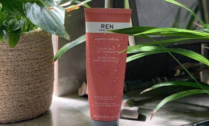A simple skincare routine with Ren Skincare 1